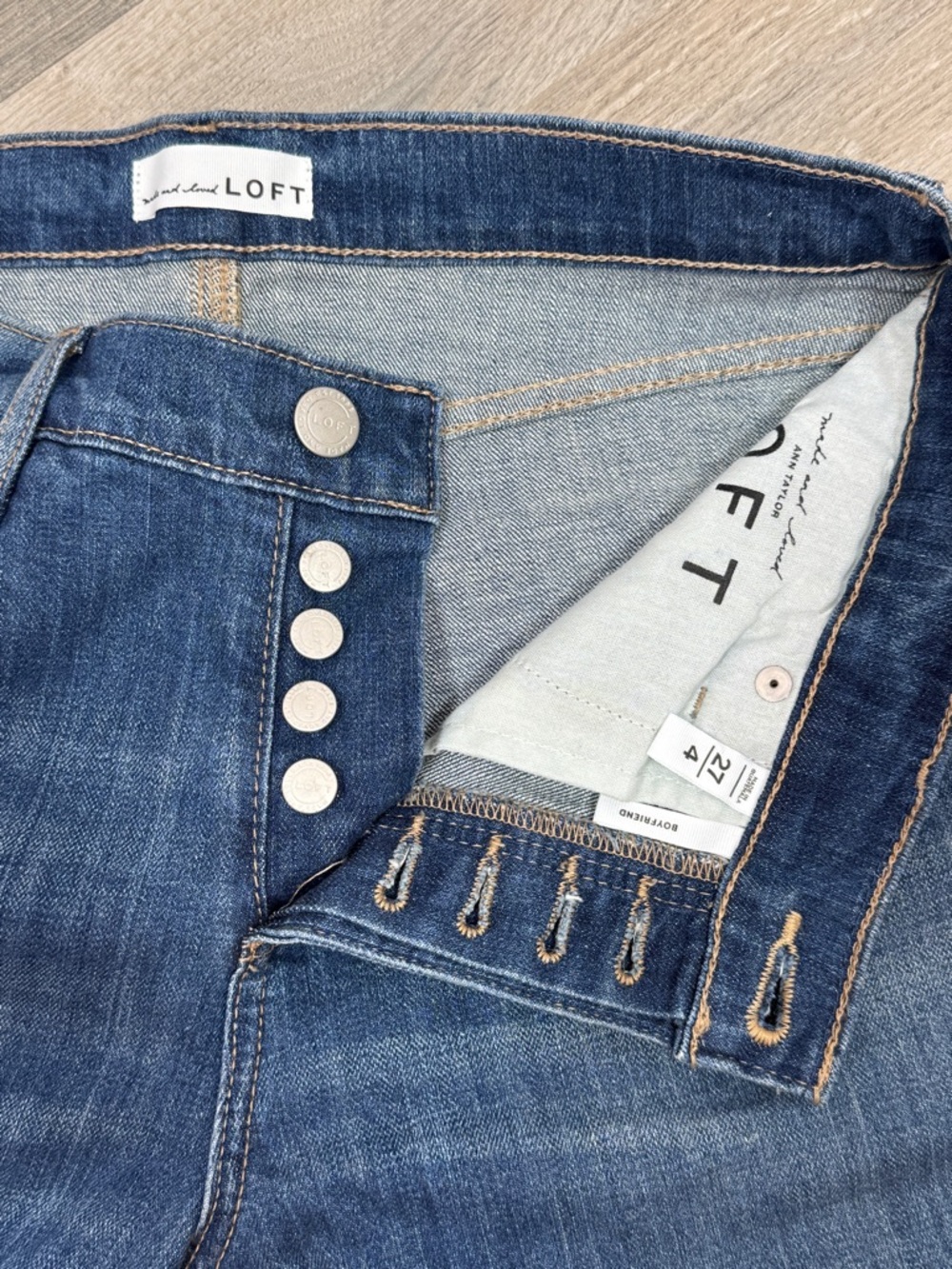 Loft Jeans 4‎ Blue Floral Embroidered Raw Hem Boyfriend Crop Boho Cottagecore - Picture 7 of 14
